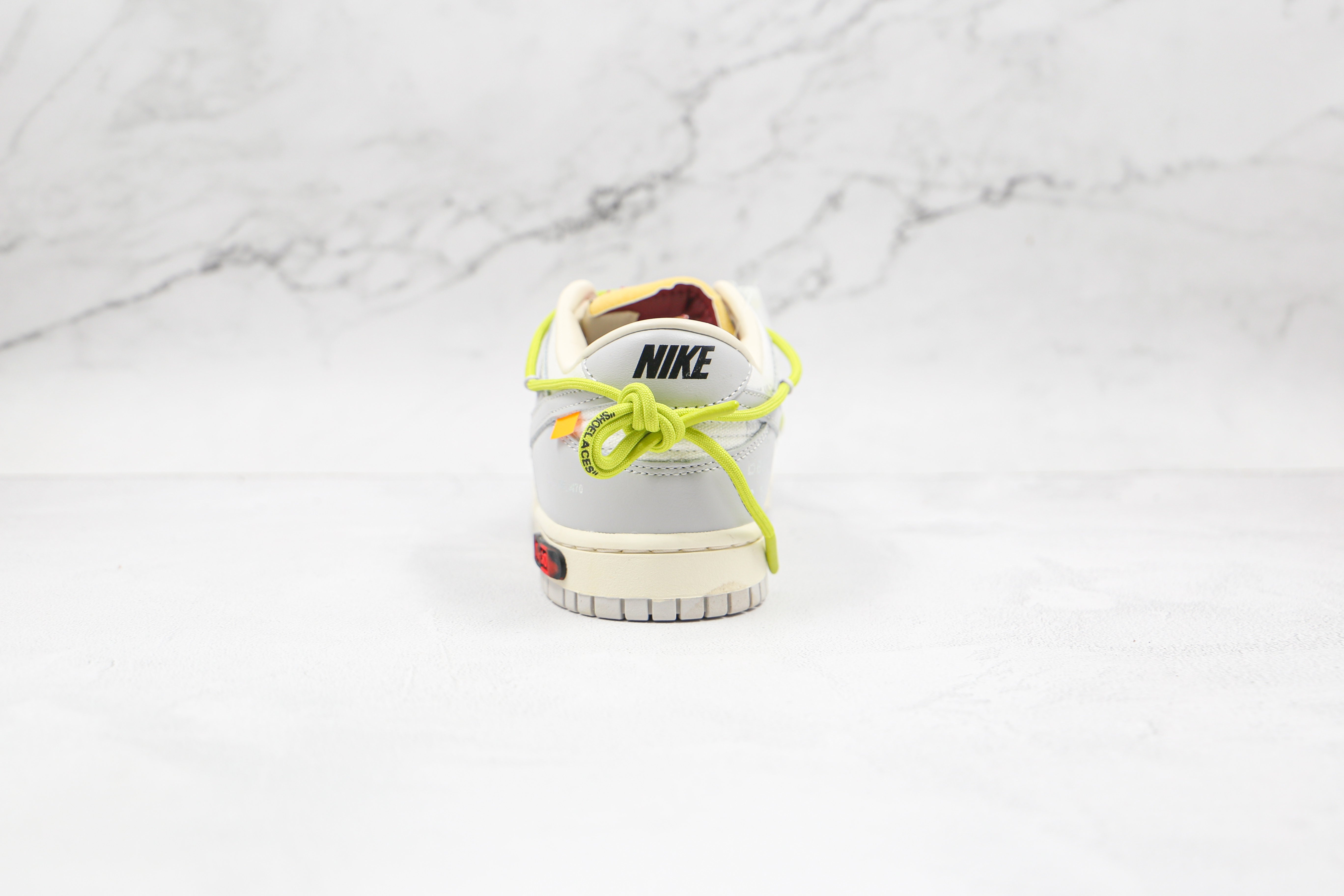 Nike Dunk Low Off White Lot 08:50